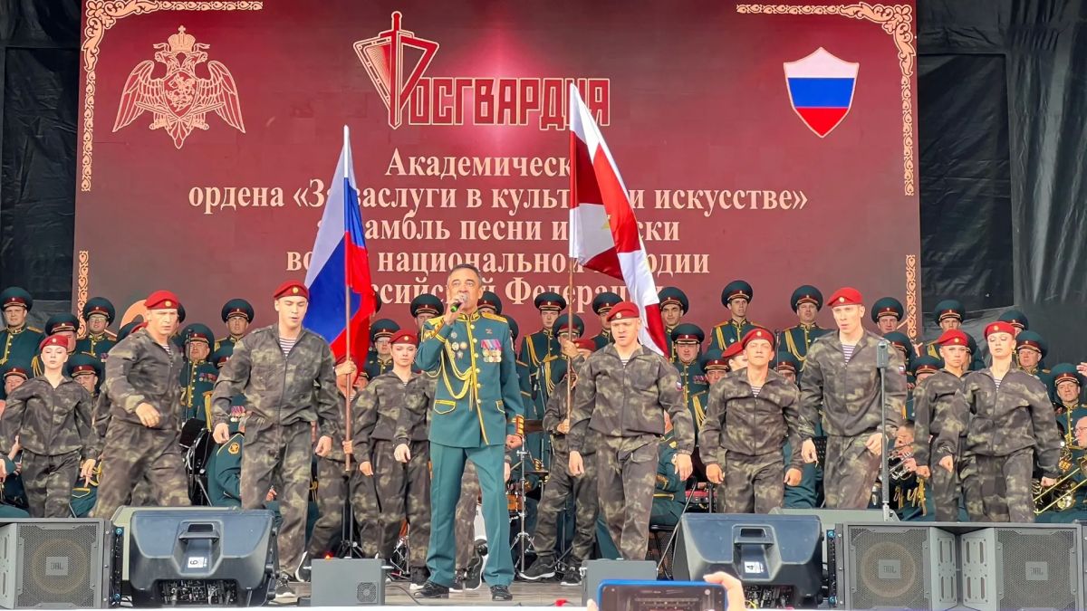 В День города Ульяновска наградили лучших жителей за вклад в развитие региона В День города Ульяновска наградили лучших жителей за вклад в развитие региона