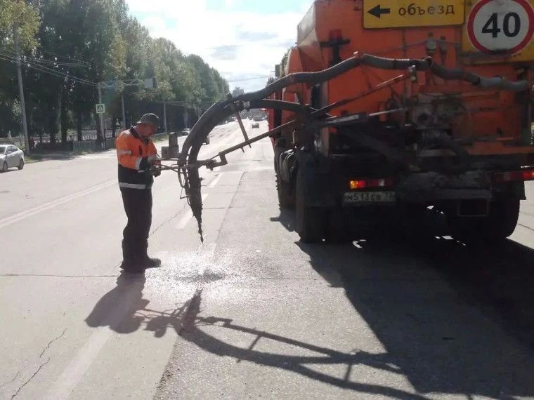 Возле новой поликлиники на улице Шигаева построили ливнёвку Возле новой поликлиники на улице Шигаева построили ливнёвку