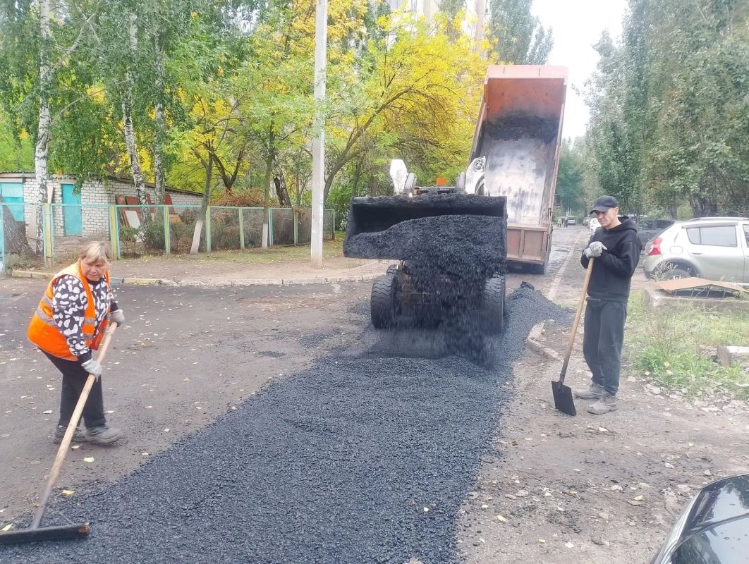 Ульяновские озеленители готовят клумбы к высадке луковиц тюльпанов Ульяновские озеленители готовят клумбы к высадке луковиц тюльпанов