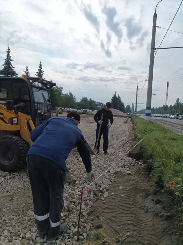 Ульяновские озеленители готовят клумбы к высадке луковиц тюльпанов Ульяновские озеленители готовят клумбы к высадке луковиц тюльпанов