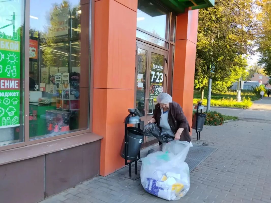 «Санитарная пятница» в Засвияжском районе: вместе делаем город чище! «Санитарная пятница» в Засвияжском районе: вместе делаем город чище!