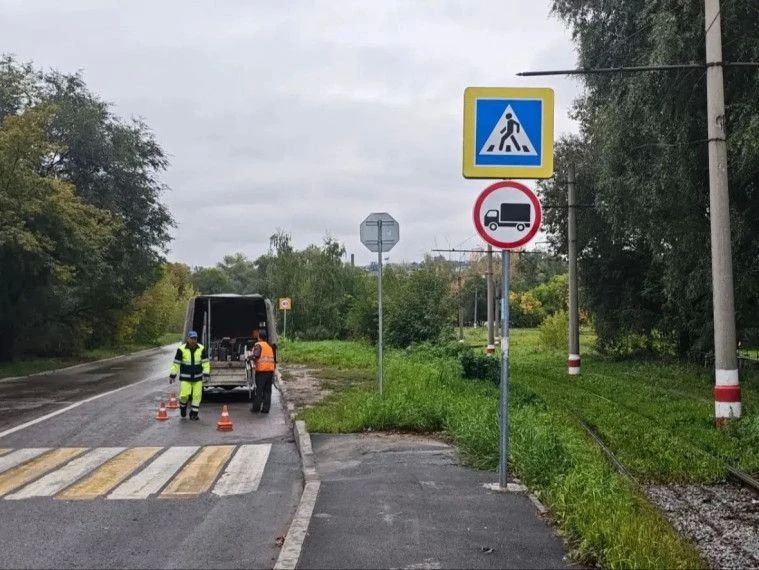 В Ульяновске противодействуют подтоплению перекрёстка улицы Локомотивной и проспекта Гая В Ульяновске противодействуют подтоплению перекрёстка улицы Локомотивной и проспекта Гая
