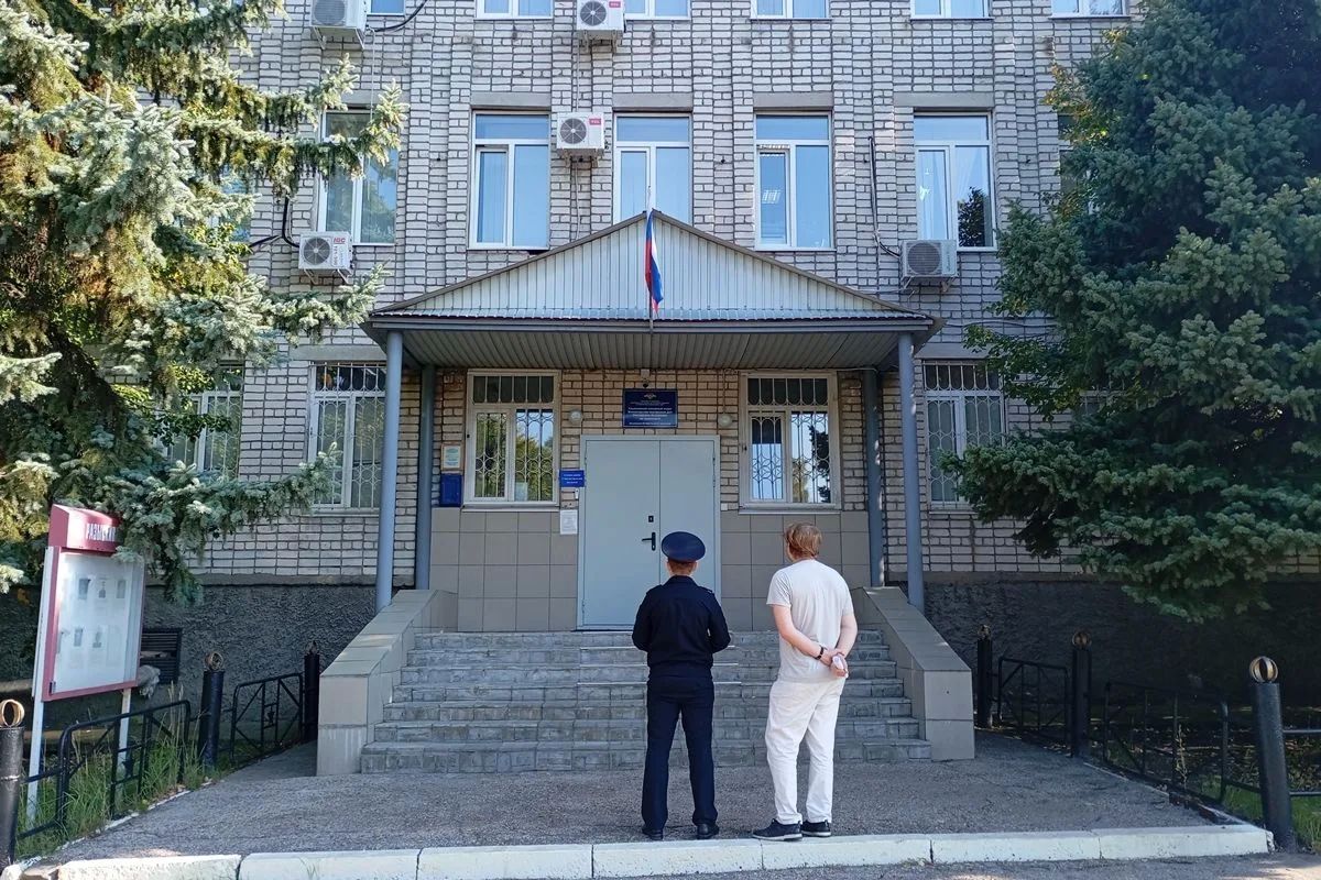 Ульяновские транспортные полицейские и общественники провели первый этап конкурса «Комфортные условия службы» Ульяновские транспортные полицейские и общественники провели первый этап конкурса «Комфортные условия службы»