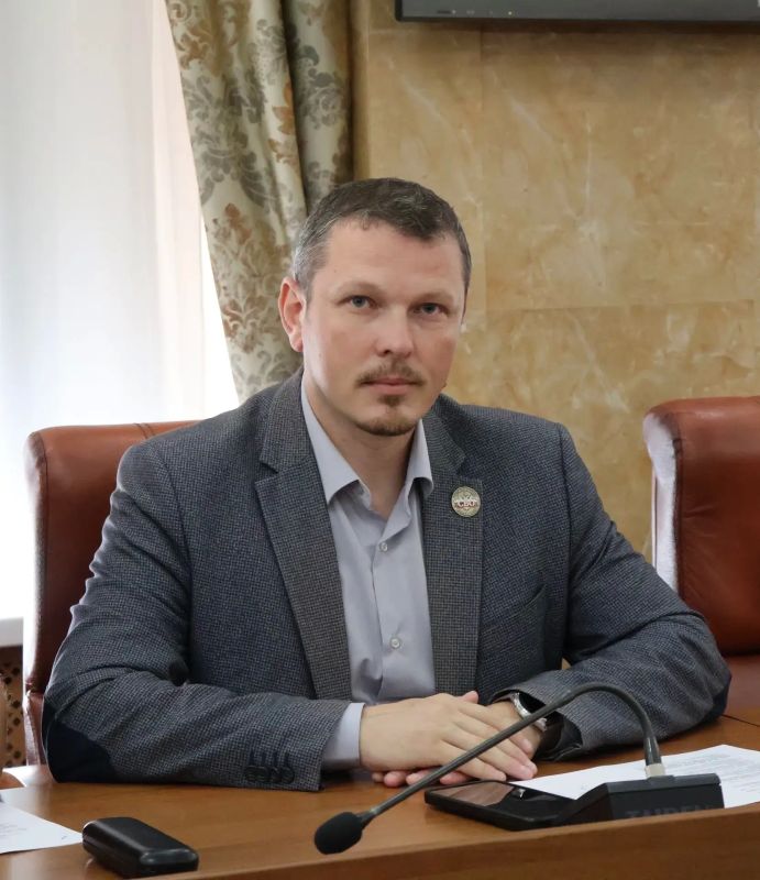Городские парламентарии рекомендовали усилить профилактику правонарушений и противодействие распространению наркотиков Городские парламентарии рекомендовали усилить профилактику правонарушений и противодействие распространению наркотиков