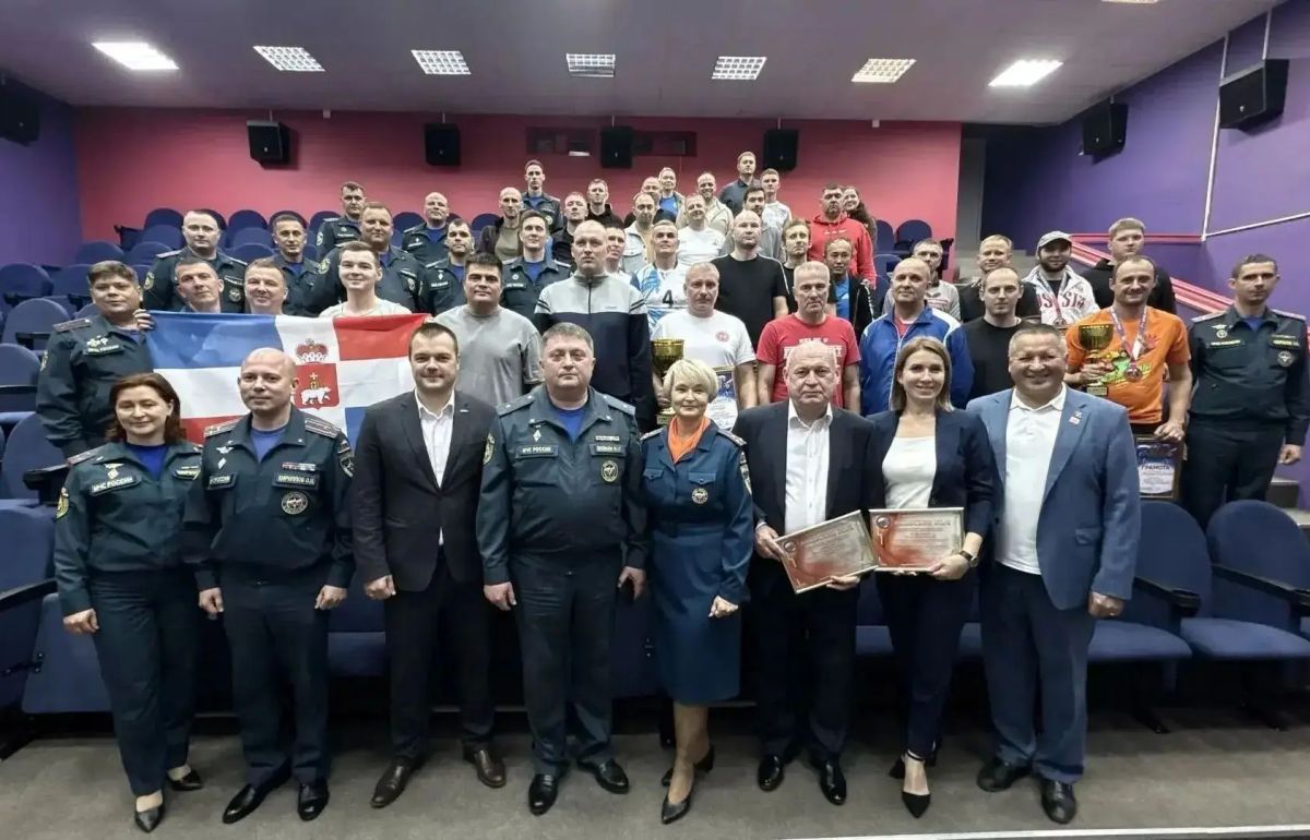 В Ульяновске прошли соревнования по настольному теннису первого этапа Спартакиады МЧС России среди территориальных органов МЧС России Приволжского федерального округа В Ульяновске прошли соревнования по настольному теннису первого этапа Спартакиады МЧС России среди территориальных органов МЧС России Приволжского федерального округа