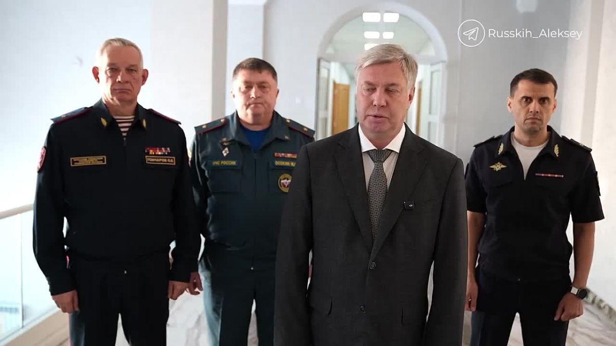 «Средствами ПВО были сбиты десятки беспилотников»: Алексей Русских записал видеообращение, в котором рассказал о ситуации с утренней атакой на Ульяновск