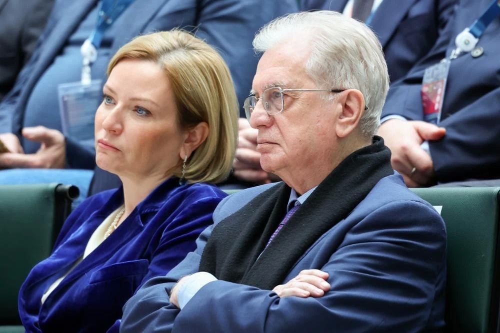 Министр искусства и культурной политики Ульяновской области Евгения Сидорова и деятели культуры региона принимают участие в одном из главных событий года — XII Санкт-Петербургском международном форуме объединённых культур Министр искусства и культурной политики Ульяновской области Евгения Сидорова и деятели культуры региона принимают участие в одном из главных событий года — XII Санкт-Петербургском международном форуме объединённых культур
