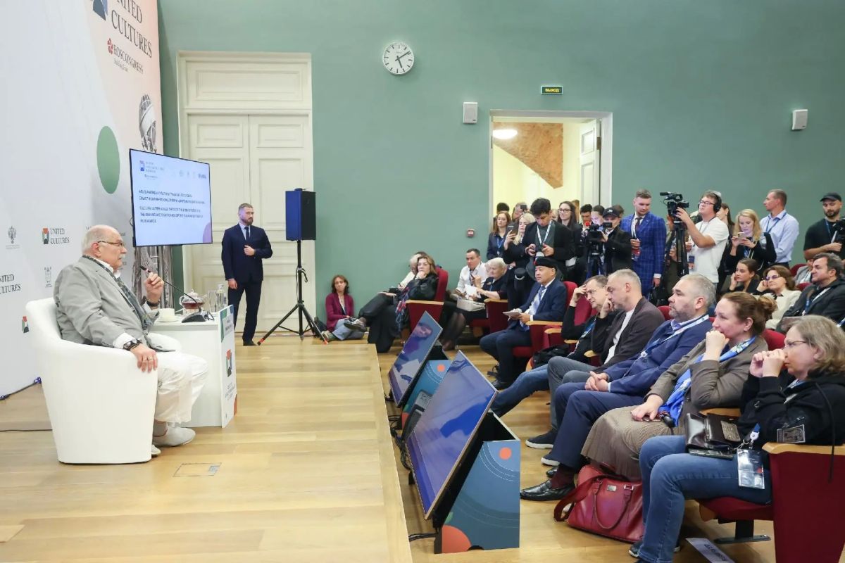 Министр искусства и культурной политики Ульяновской области Евгения Сидорова и деятели культуры региона принимают участие в одном из главных событий года — XII Санкт-Петербургском международном форуме объединённых культур Министр искусства и культурной политики Ульяновской области Евгения Сидорова и деятели культуры региона принимают участие в одном из главных событий года — XII Санкт-Петербургском международном форуме объединённых культур