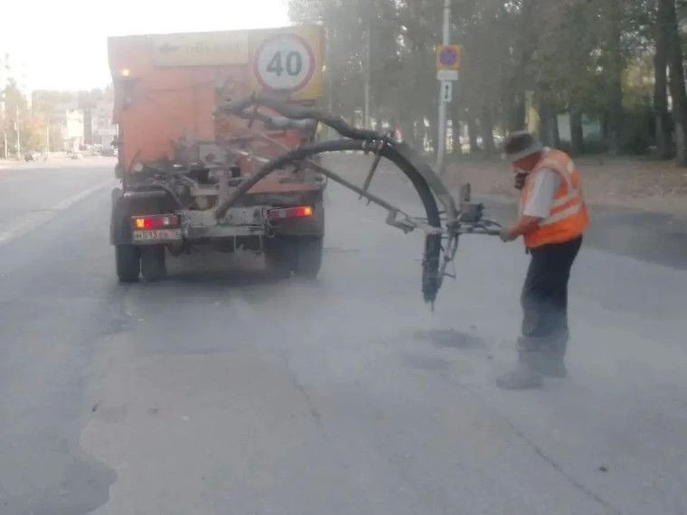 В Заволжском районе Ульяновска построили новую пешеходную дорогу В Заволжском районе Ульяновска построили новую пешеходную дорогу
