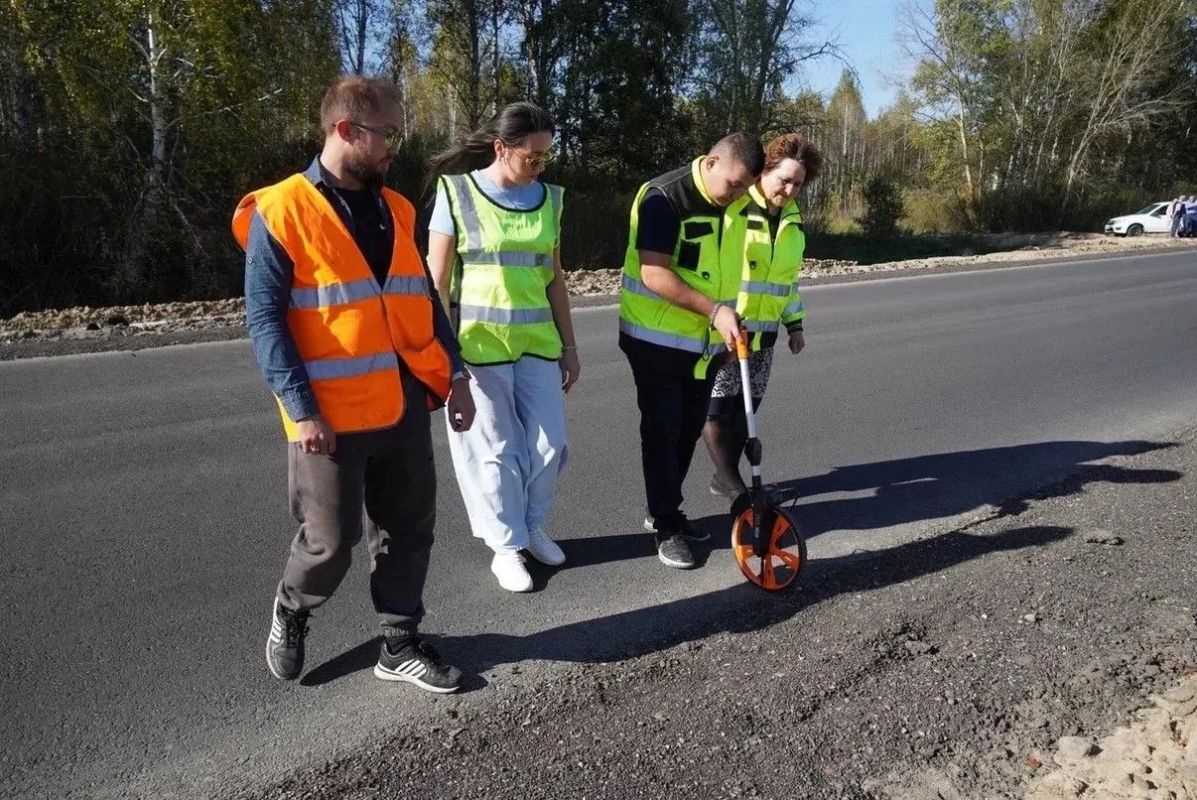 Общественный контроль оценил качество капитального ремонта дороги «Усть-Урень – Астрадамовка – Шатрашаны» в Сурском районе Общественный контроль оценил качество капитального ремонта дороги «Усть-Урень – Астрадамовка – Шатрашаны» в Сурском районе