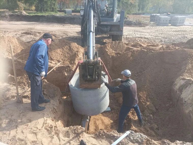 В Заволжском районе Ульяновска построили новую пешеходную дорогу В Заволжском районе Ульяновска построили новую пешеходную дорогу