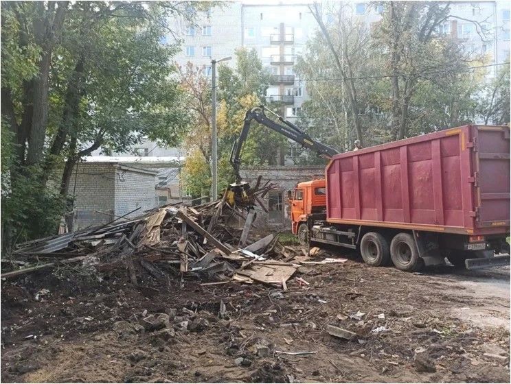 С улиц Ульяновска за сентябрь убрали 27 брошенных транспортных средств, нарушающих требования законодательства в сфере благоустройства С улиц Ульяновска за сентябрь убрали 27 брошенных транспортных средств, нарушающих требования законодательства в сфере благоустройства