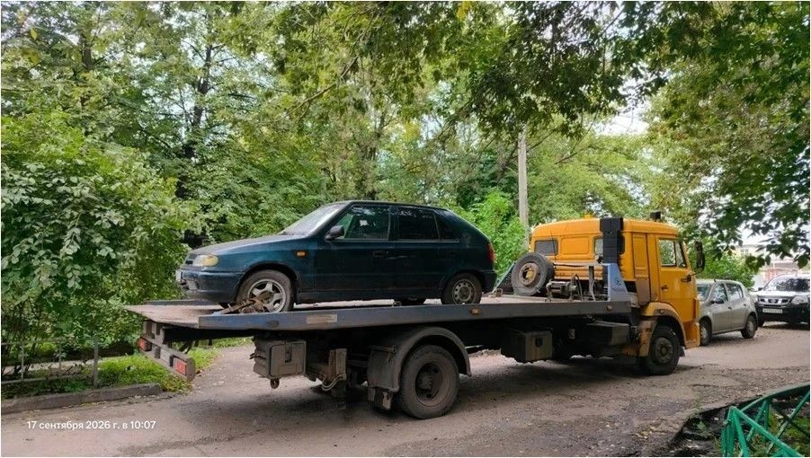 С улиц Ульяновска за сентябрь убрали 27 брошенных транспортных средств, нарушающих требования законодательства в сфере благоустройства С улиц Ульяновска за сентябрь убрали 27 брошенных транспортных средств, нарушающих требования законодательства в сфере благоустройства