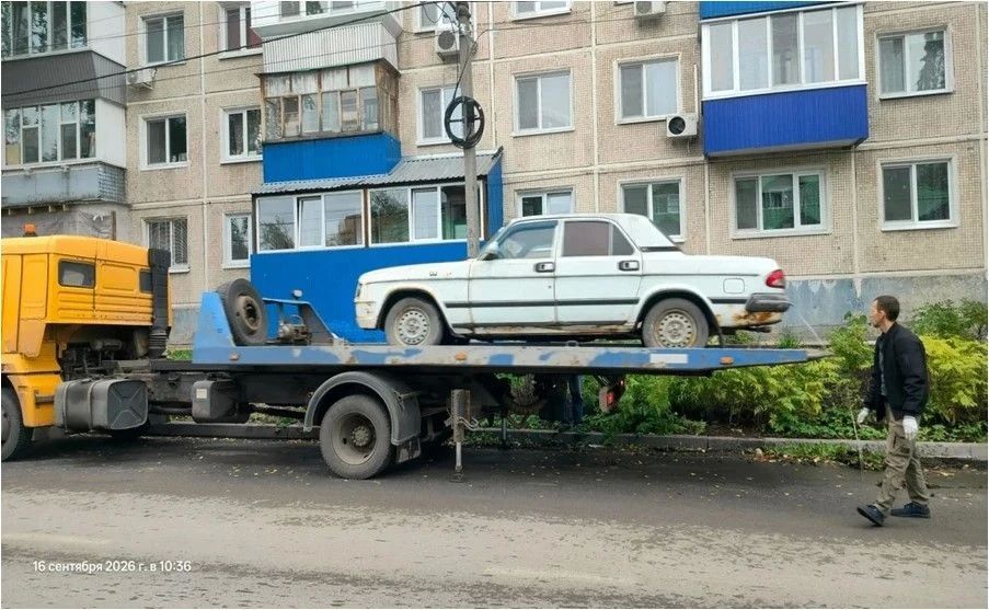 С улиц Ульяновска за сентябрь убрали 27 брошенных транспортных средств, нарушающих требования законодательства в сфере благоустройства