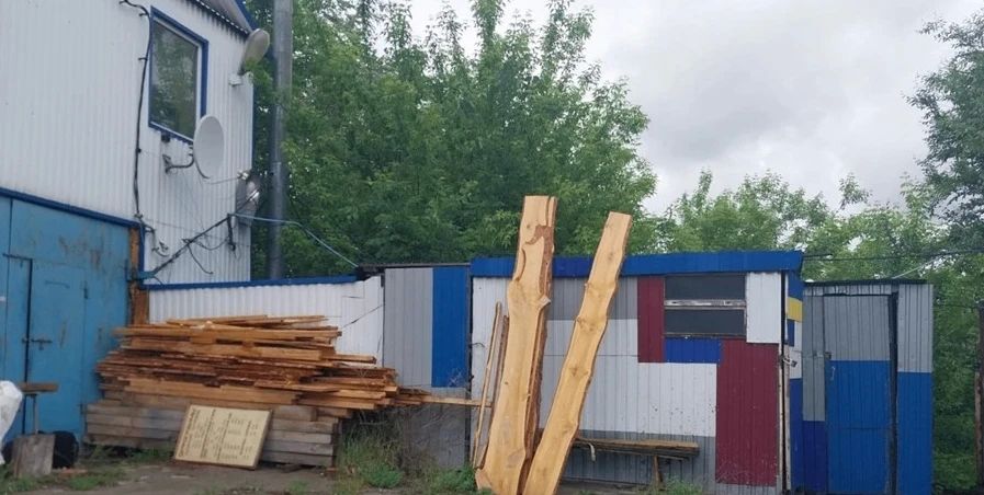 В Заволжье демонтируют самовольно установленные конструкции