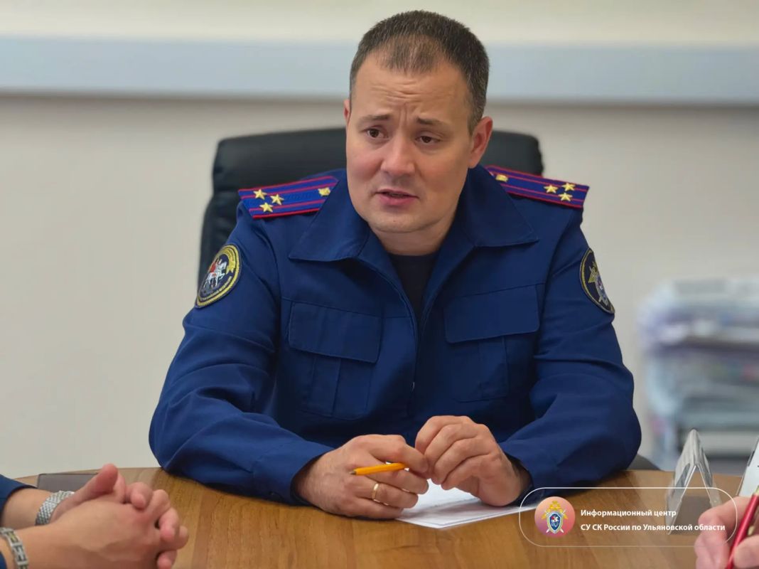 И.о. руководителя следственного управления СК России по Ульяновской области дал ряд поручений по результатам личного приема