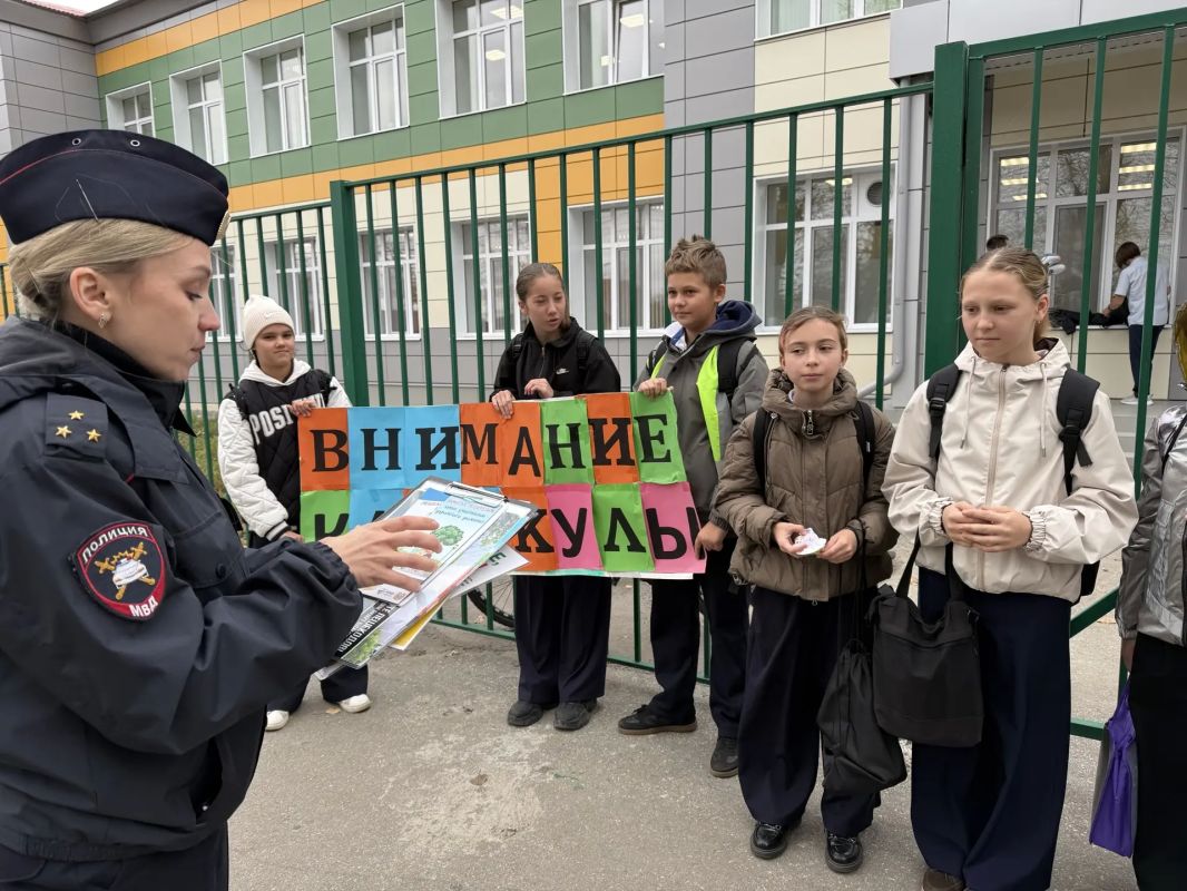 Юные инспекторы движения поддержали профилактическую акцию «Внимание-каникулы!» Юные инспекторы движения поддержали профилактическую акцию «Внимание-каникулы!»