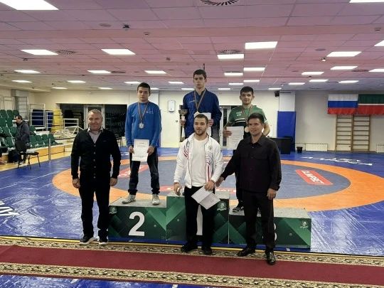Юные спортсмены из Ульяновска вернулись с медалями со Всероссийских соревнований по вольной борье «Татарстан-Мастер» Юные спортсмены из Ульяновска вернулись с медалями со Всероссийских соревнований по вольной борье «Татарстан-Мастер»