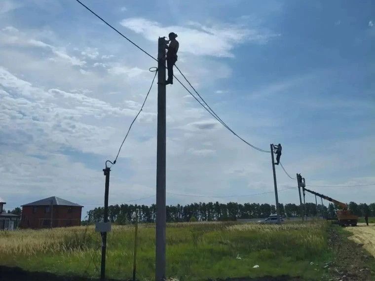 В ульяновских кварталах многодетных семей зажглись 242 новые светоточки В ульяновских кварталах многодетных семей зажглись 242 новые светоточки