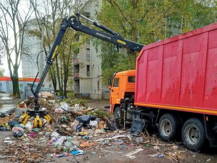 В ходе городской санитарной пятницы вывезли 360 кубометров мусора В ходе городской санитарной пятницы вывезли 360 кубометров мусора