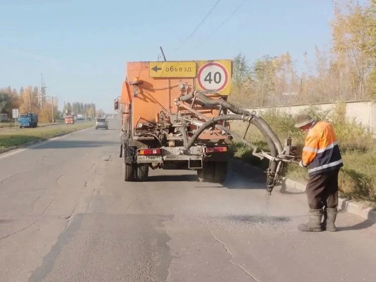 В Ульяновске возобновлена ночная мойка дорог В Ульяновске возобновлена ночная мойка дорог