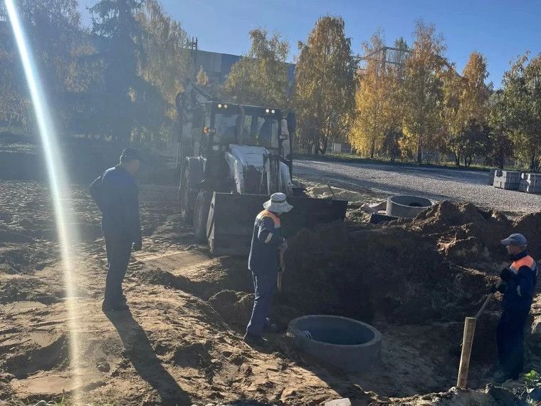 В Ульяновске возобновлена ночная мойка дорог В Ульяновске возобновлена ночная мойка дорог