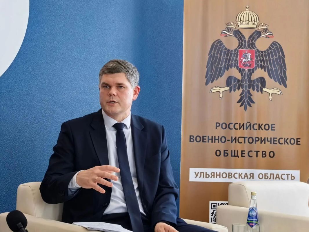 В УлГПУ обсудили новые учебники по истории и обществознанию В УлГПУ обсудили новые учебники по истории и обществознанию