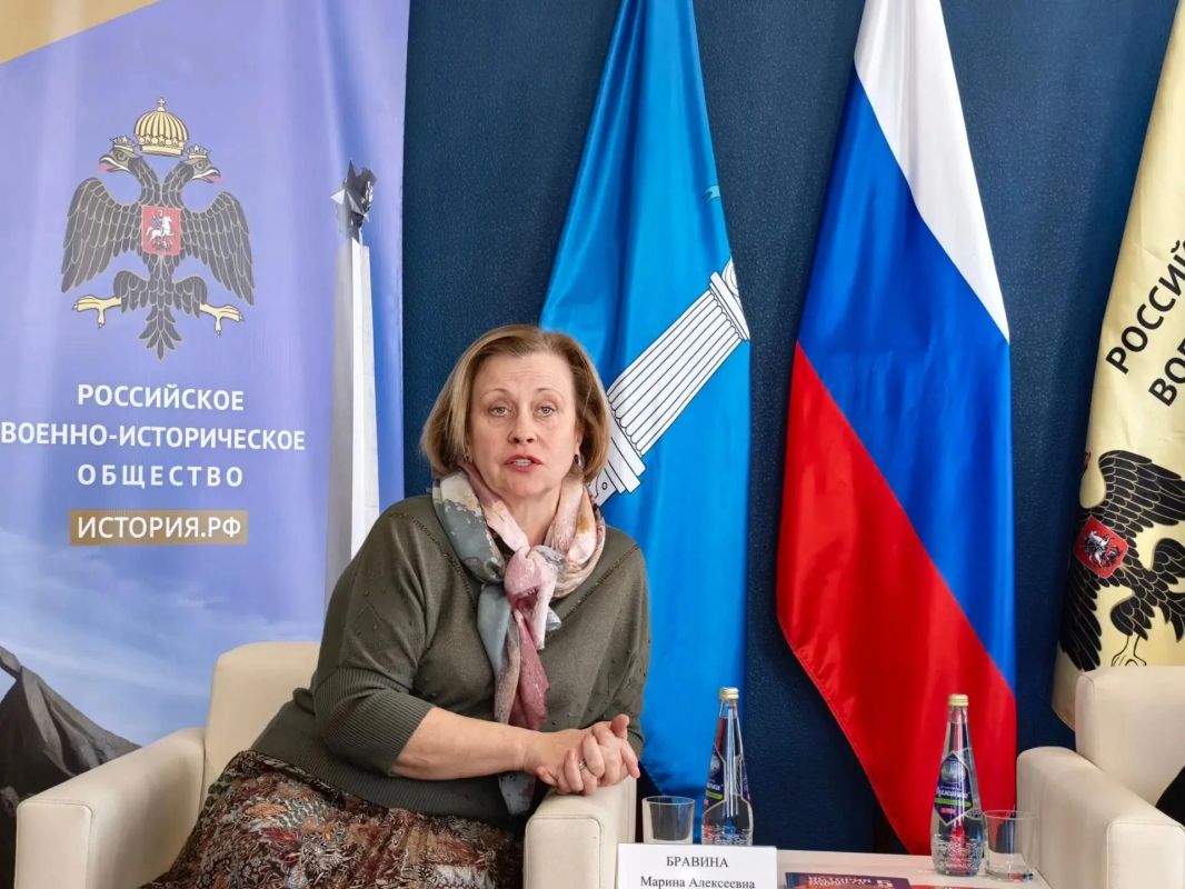 В УлГПУ обсудили новые учебники по истории и обществознанию В УлГПУ обсудили новые учебники по истории и обществознанию