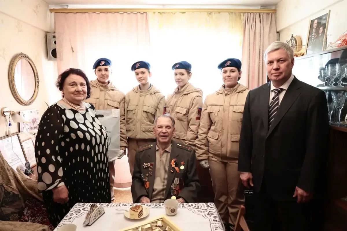 Алексей Русских: 100-летний юбилей сегодня отмечает участник Великой Отечественной войны, житель Ульяновска Иван Алексеевич Щербенев Алексей Русских: 100-летний юбилей сегодня отмечает участник Великой Отечественной войны, житель Ульяновска Иван Алексеевич Щербенев