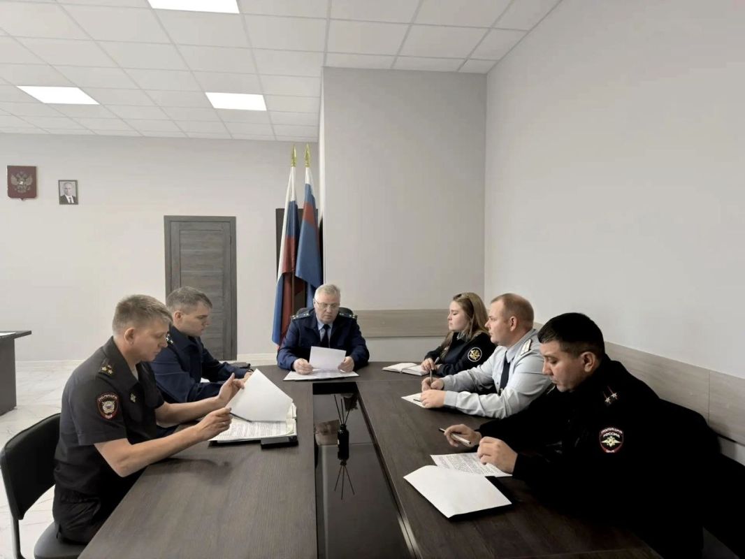 Прокуратура Новоспасского района проводит проверку соблюдения законодательства об исполнительном производстве и о порядке рассмотрения обращений граждан Прокуратура Новоспасского района проводит проверку соблюдения законодательства об исполнительном производстве и о порядке рассмотрения обращений граждан