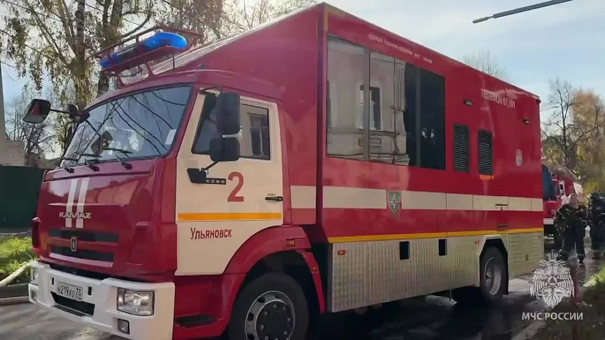 Сотрудники ГУ МЧС России по Ульяновской области сообщают о локализации пожара в гостинице