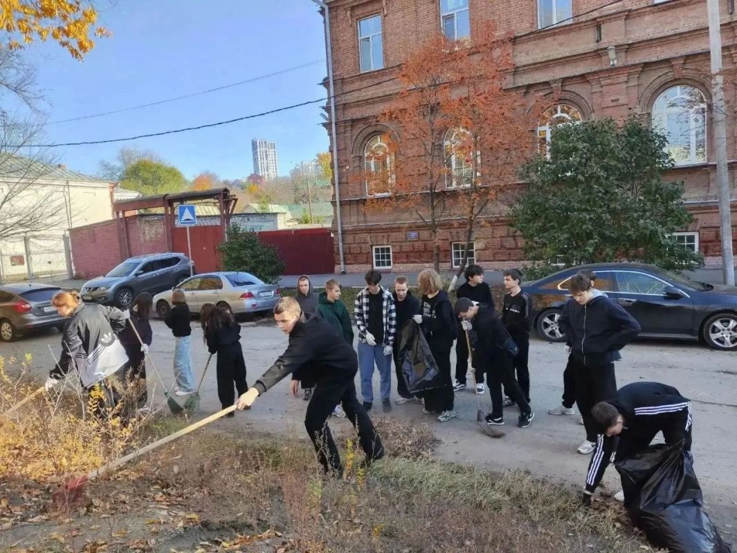 С улиц Ульяновска за два месяца вывезли почти девять тысяч кубометров мусора С улиц Ульяновска за два месяца вывезли почти девять тысяч кубометров мусора