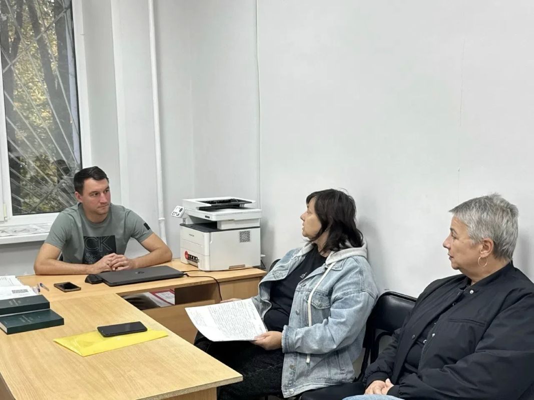 Депутаты Городской Думы продолжают серию личных приёмов горожан Депутаты Городской Думы продолжают серию личных приёмов горожан