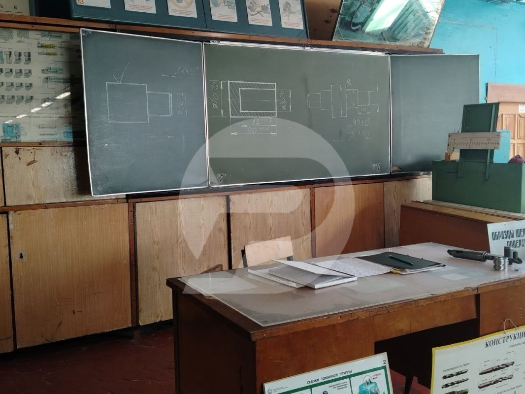Сегодня в Ульяновском профессионально-политехническом колледже прошёл «День карьеры в машиностроении» Сегодня в Ульяновском профессионально-политехническом колледже прошёл «День карьеры в машиностроении»
