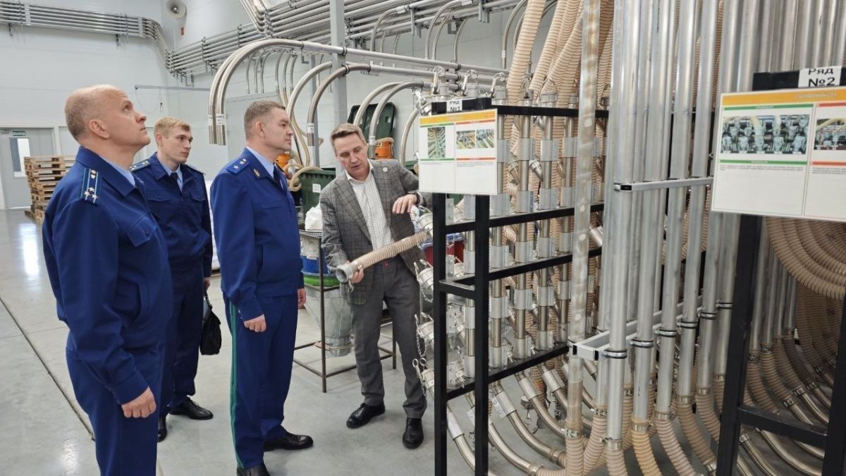 123 Прокурор Ульяновской области посетил ООО «Полесье ДГ» 123 Прокурор Ульяновской области посетил ООО «Полесье ДГ»