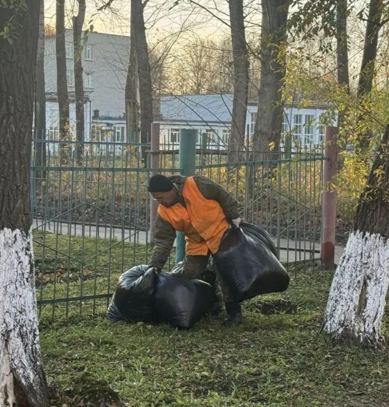 Санитарная пятница в Засвияжском районе! Санитарная пятница в Засвияжском районе!