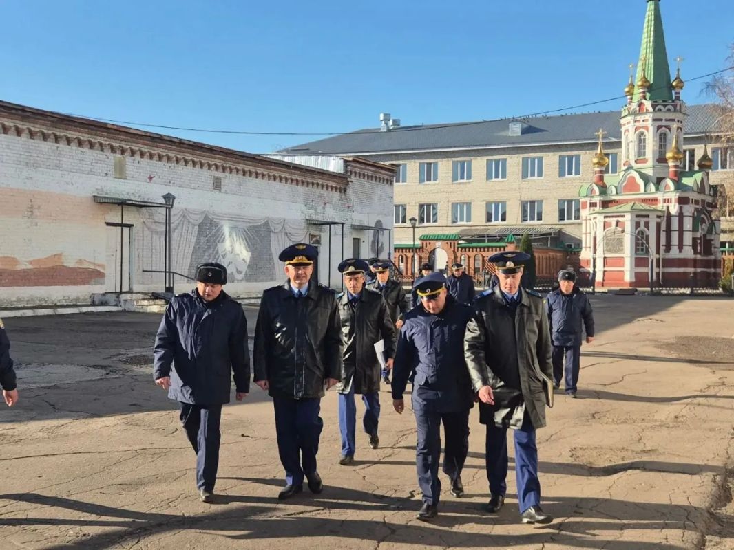 Прокурор Ульяновской области провел проверку в ИК-3 Прокурор Ульяновской области провел проверку в ИК-3