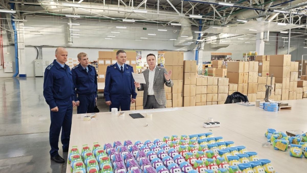 123 Прокурор Ульяновской области посетил ООО «Полесье ДГ» 123 Прокурор Ульяновской области посетил ООО «Полесье ДГ»