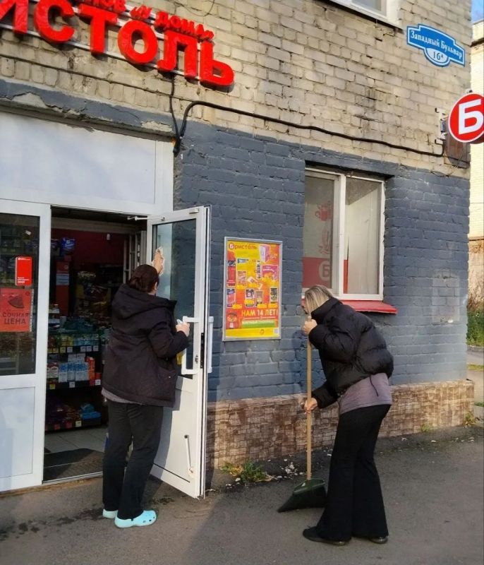 Санитарная пятница в Засвияжском районе! Санитарная пятница в Засвияжском районе!